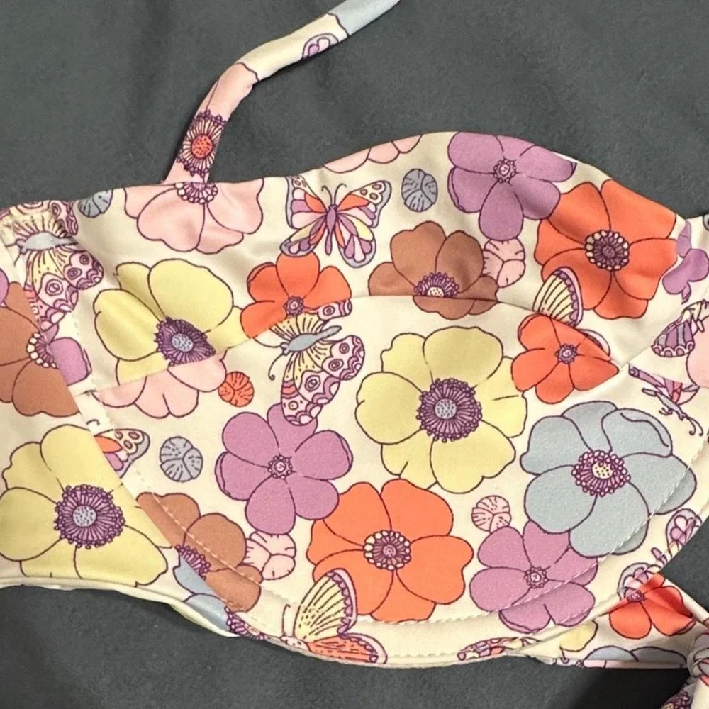 Frankie's Bikinis Cielo Underwire Bikini Top